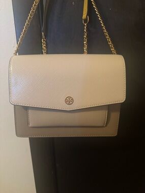 Tory Burch Robinson Convertible Shoulder Bag